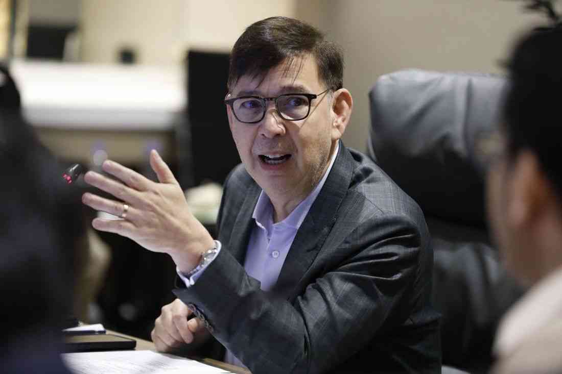 Fuel discount for jeepney, UV Express drivers raised to ₱12 per liter — Recto