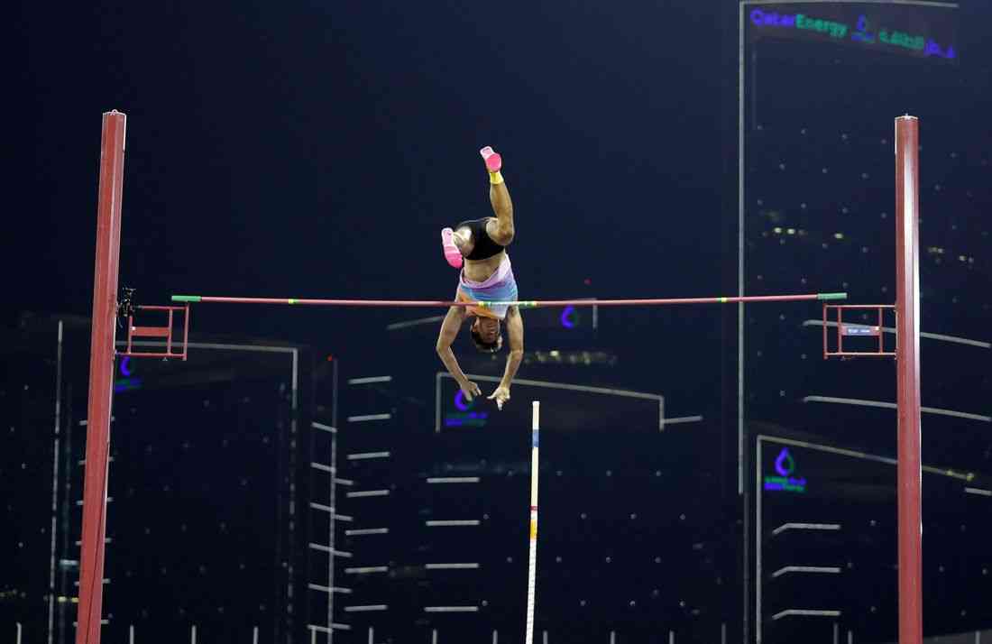 Obiena clears 5.76m to claim victory in Halberstadt pole vault meet