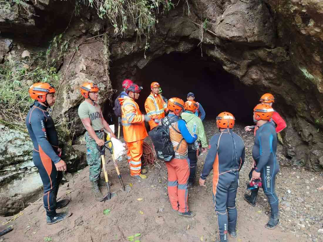 Search continues for missing 17-year-old in Sagada with help of rescue dog