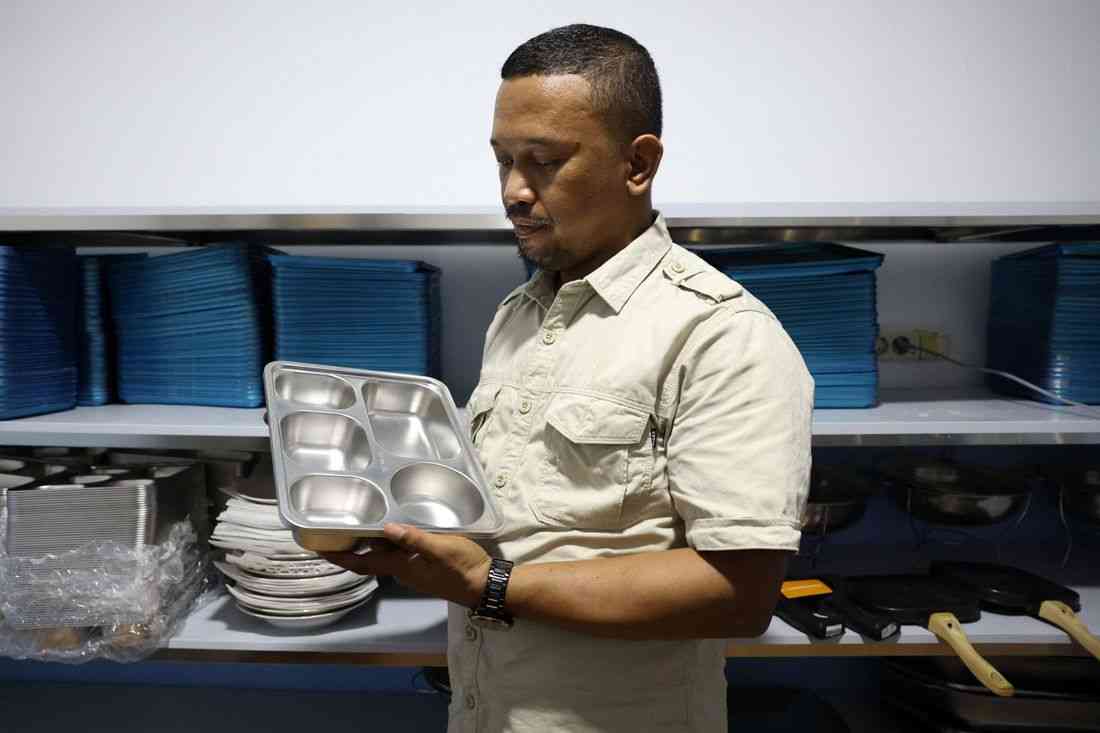 Indonesia's free meals drive leaves remote kitchen investors deep in debt