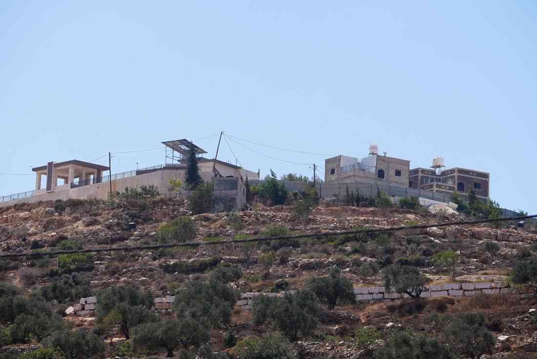 Israel sends troops into West Bank homes besieged by Jewish settlers
