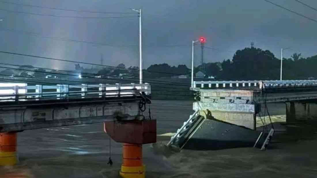 Part of Aquino Bridge collapses in Tarlac; road closed to heavy vehicles