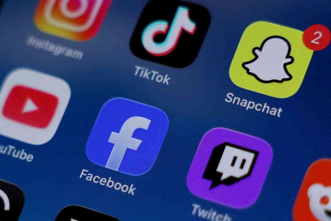 Most Australian teens still on social media three months after under-16 ban began, study finds