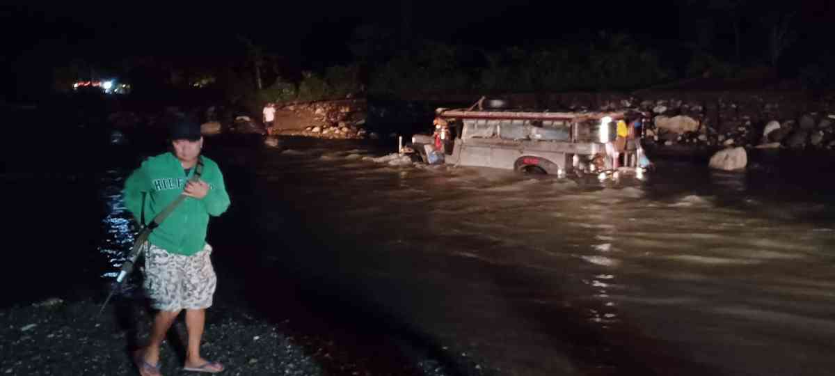 8 jeepney passengers killed by flash flood in Tanay, Rizal