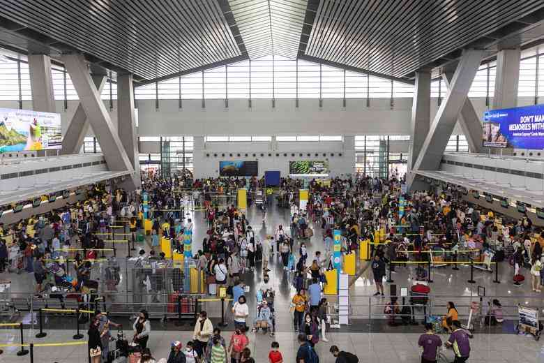 Senators express dismay over NAIA power outage on Labor Day