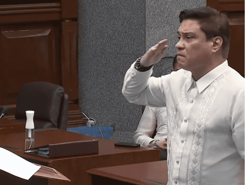 Zubiri resigns as Senate President