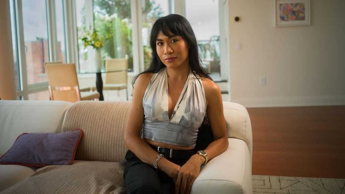 Veejay Floresca is Project Runway’s first Filipina, trans woman winner!