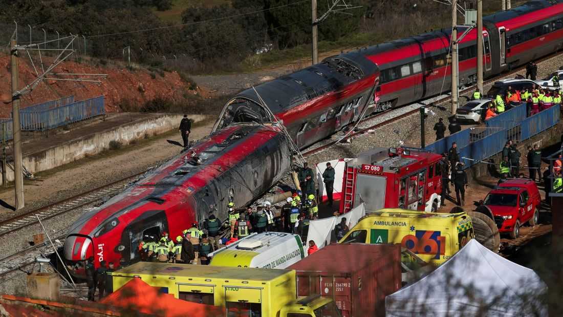 At least 40 dead in Spain after two high-speed trains collide