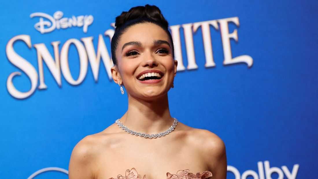 'Snow White' and 'War of the Worlds' lead Razzie nominations
