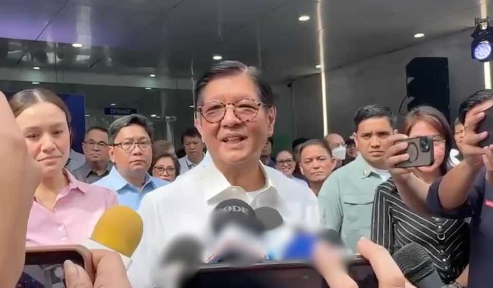 Marcos says junked impeachment bid were mere 'distractions, political move'