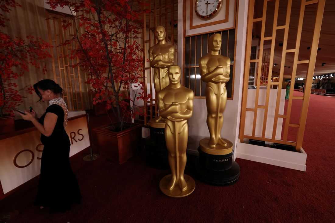'KPop Demon Hunters,' Amy Madigan win early awards at Oscars
