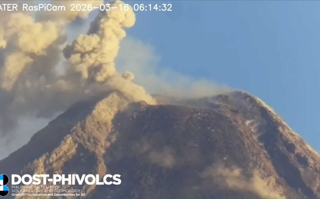 Rockfalls, lava flows continue as Mayon Volcano eruption enters 70th day, Alert 3 still up