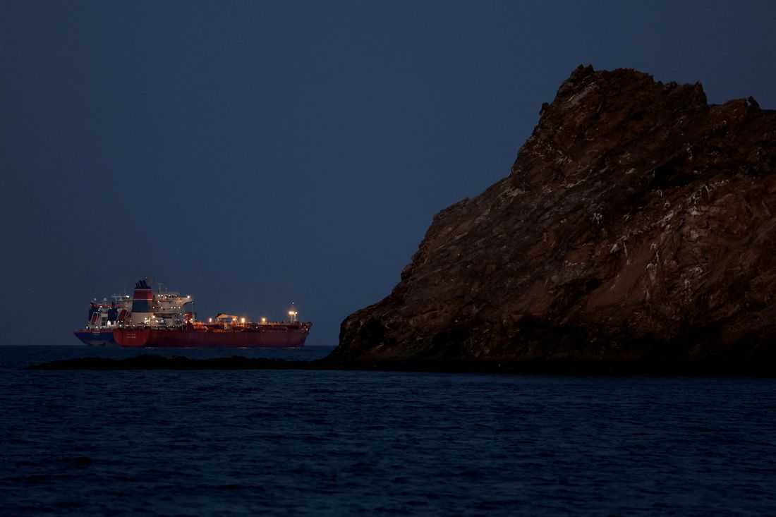 Trump threatens Iran with power plant strikes over Hormuz oil blockade