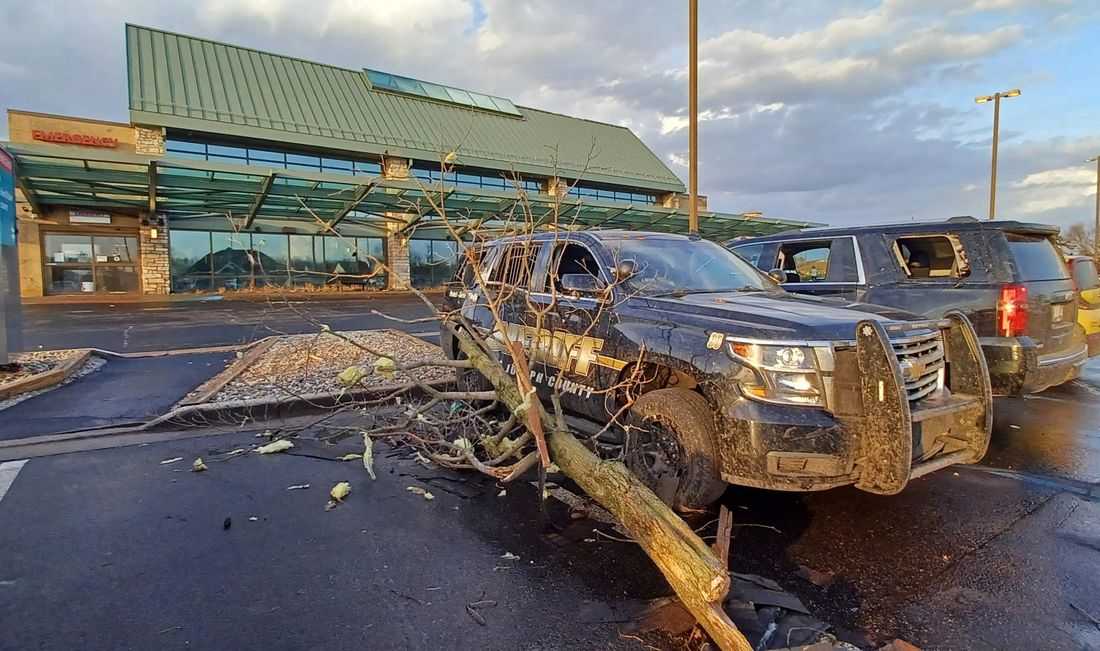 Tornadoes kill four, injure more than a dozen in rural Michigan