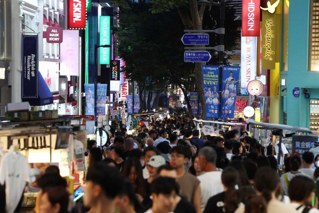 South Korean retail investors panic as world-beating stock gains vanish