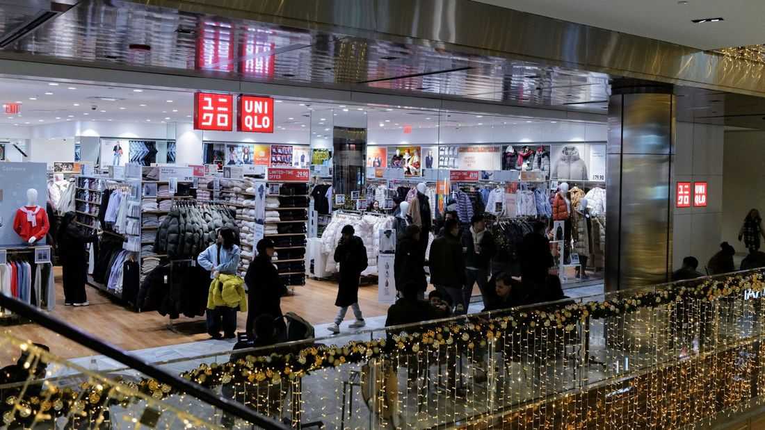 Uniqlo owner Fast Retailing books 29.4% rise in Q2 profit, raises forecast