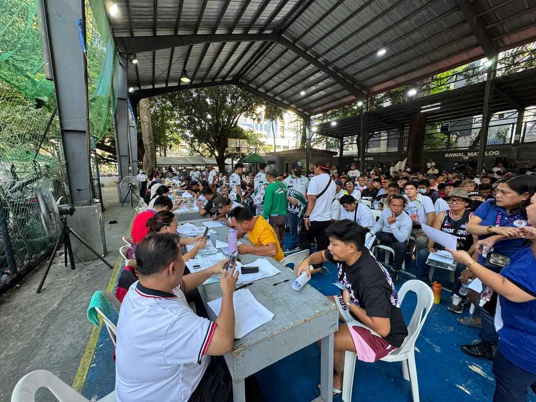 2,755 TODA members receive ₱5,000 fuel subsidy in Manila