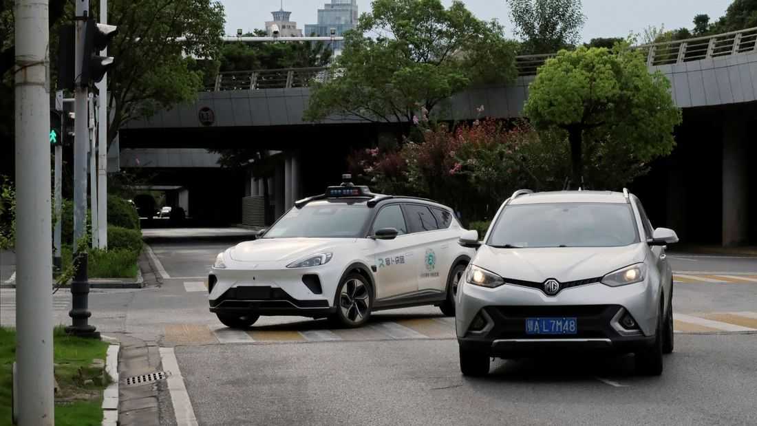 Baidu robotaxi outage in Wuhan caused by 'system failure', police say