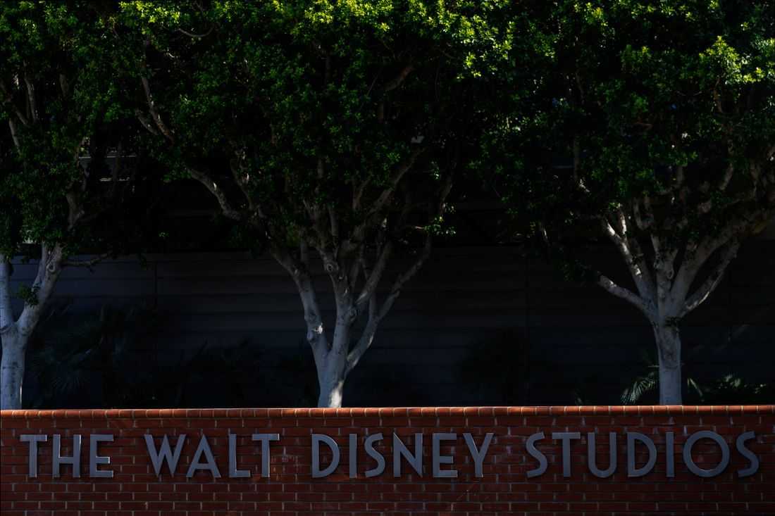 Disney plans to cut 1,000 jobs, WSJ reports
