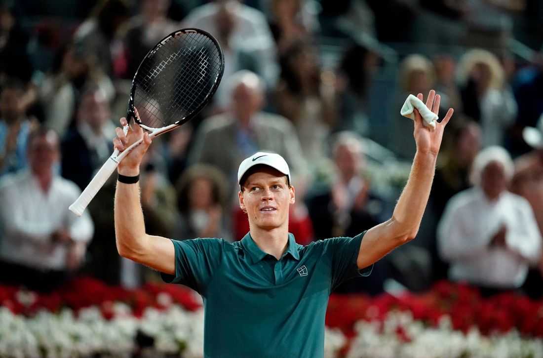 Tennis-Clinical Sinner holds off wildcard Jodar to reach Madrid Open semis