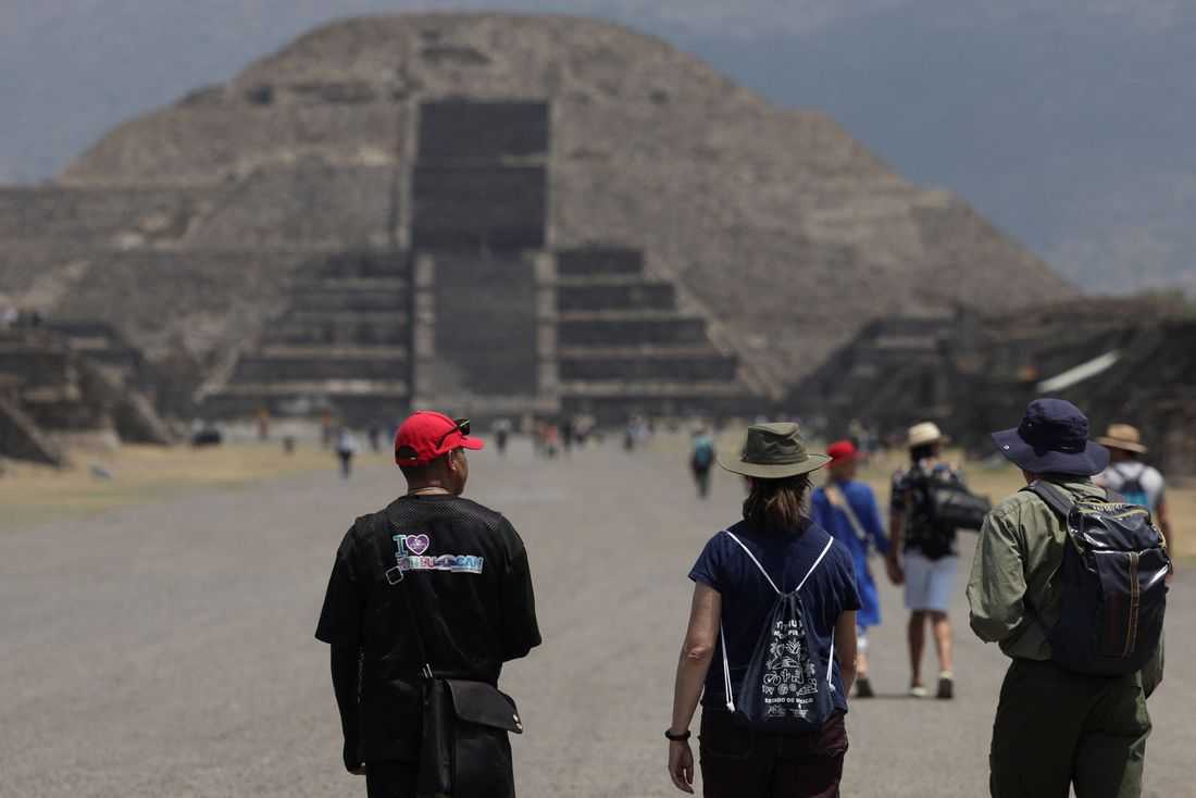 Mexico reopens famed pyramids under heavy police presence after deadly shooting