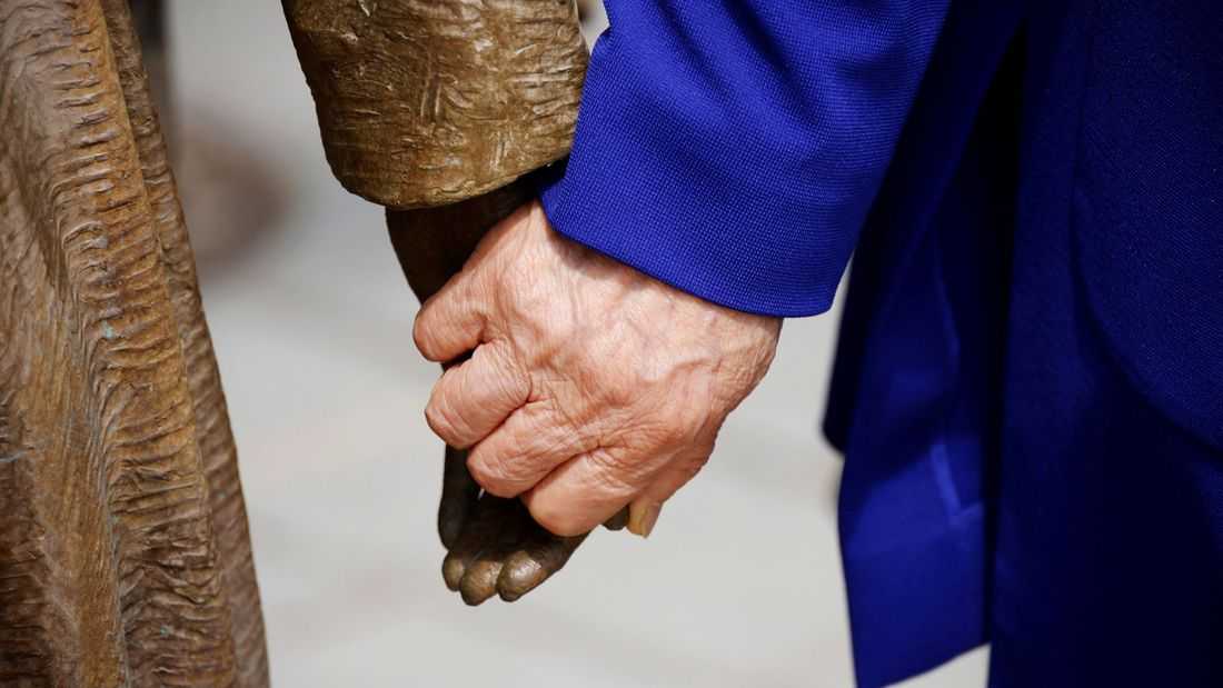 New Zealand local council rejects plan for 'comfort women' statue after Japan protest