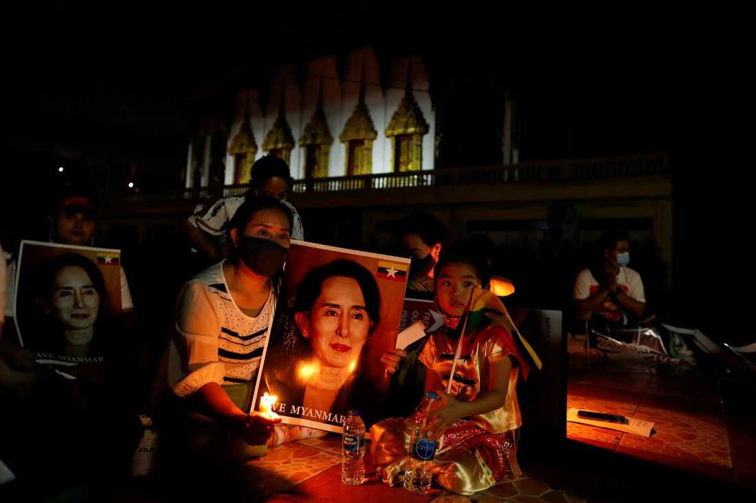 Myanmar reduces ex-leader Aung San Suu Kyi's sentence, her lawyer says