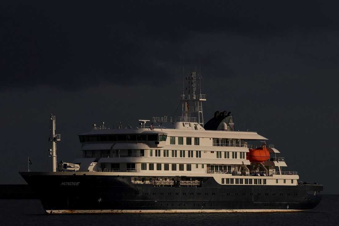 Evacuation flights leave Tenerife after cruise ship virus outbreak