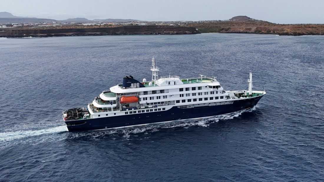 Countries scramble to track passengers of virus-hit cruise ship