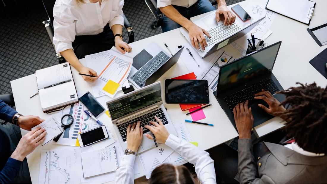 Economic strains, AI integration redefine daily reality for Filipino workers across industries