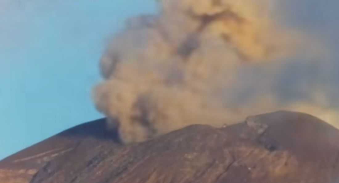 PHIVOLCS: Kanlaon emits ash; plume rises up to 800m