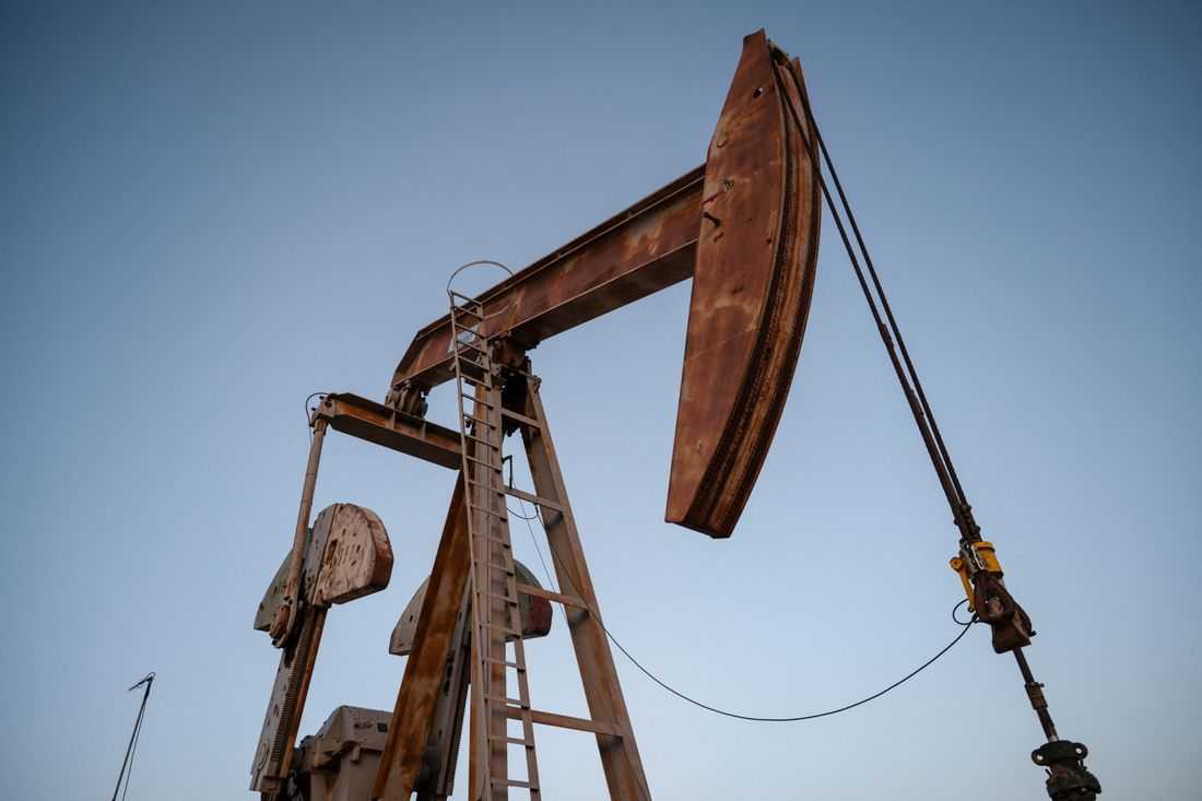 Oil slips after Trump says US will help free ships stranded in Strait of Hormuz