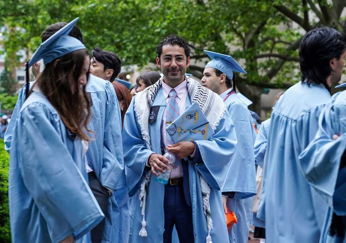 US reinstates deportation proceedings against pro-Palestinian student Mahdawi