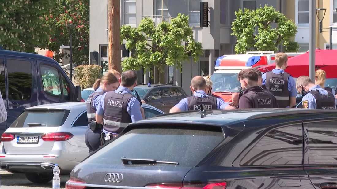 Several hostages taken at German bank branch, police say