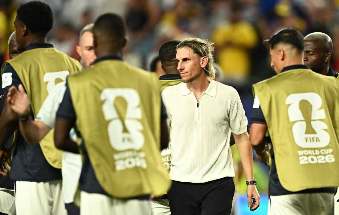 Soccer-Coach Beccacece laments cruel end to Ecuador's unbeaten run