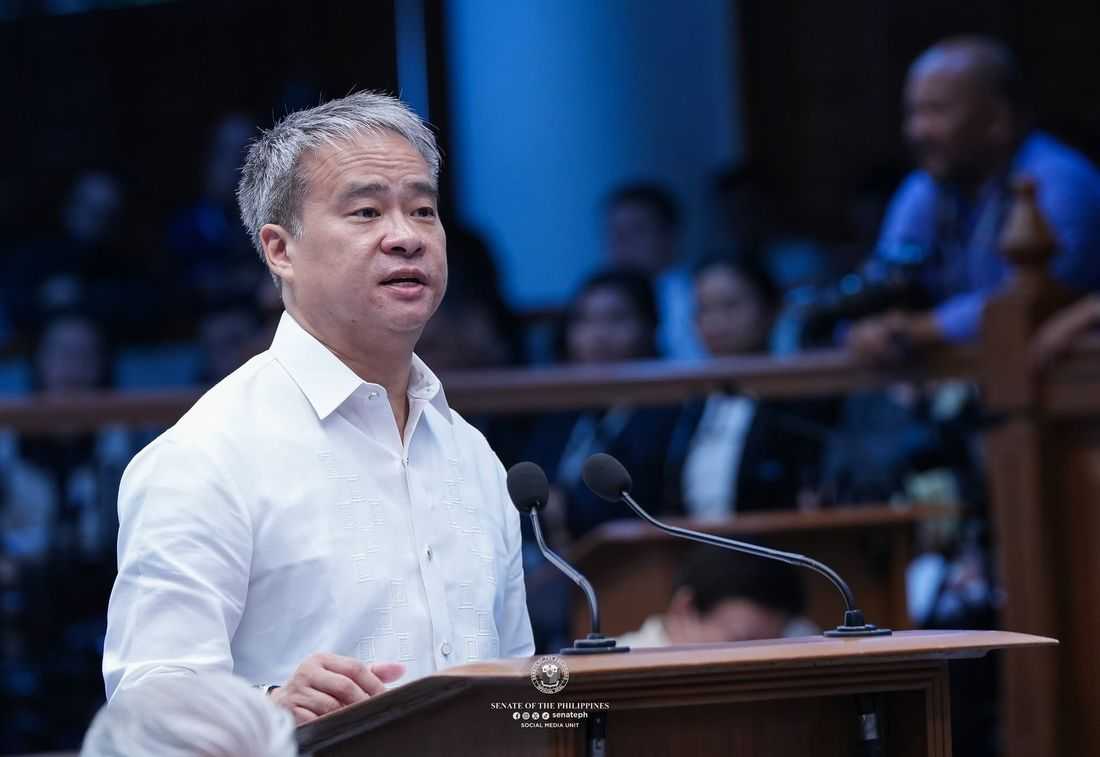 Villanueva arrives at Senate special session, joins Gatchalian bloc