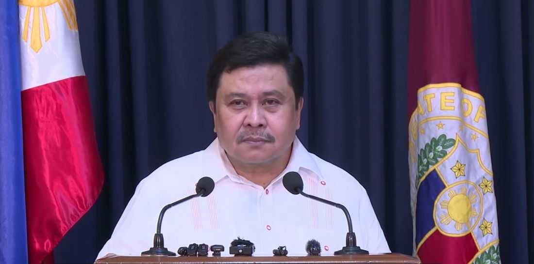Jinggoy Estrada surrenders to CIDG for plunder case over flood control mess