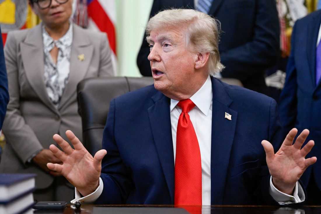 Trump says Iran deal to be signed on Sunday