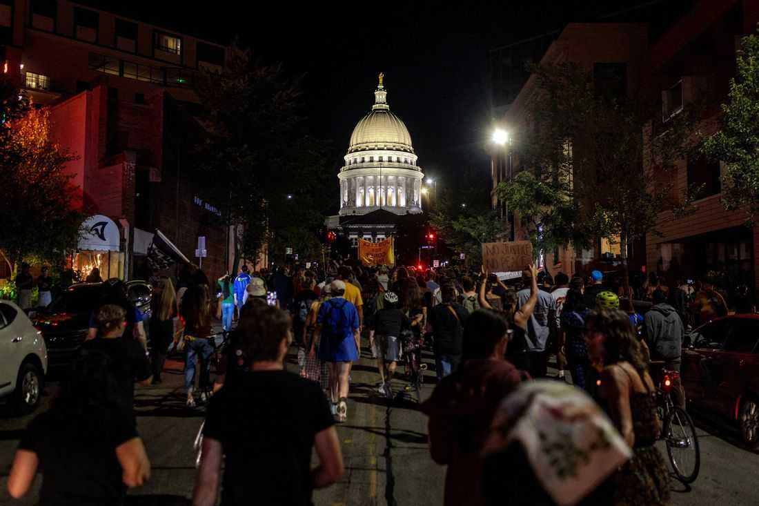 Wisconsin protesters demand justice for man shot dead by police