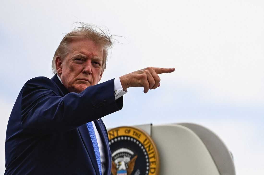 Trump says Iran talks to take place on Monday, sets no deadline for deal