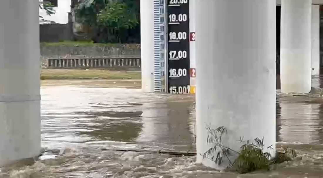 Marikina river reaches 1st alarm amid Typhoon Neneng, habagat rains