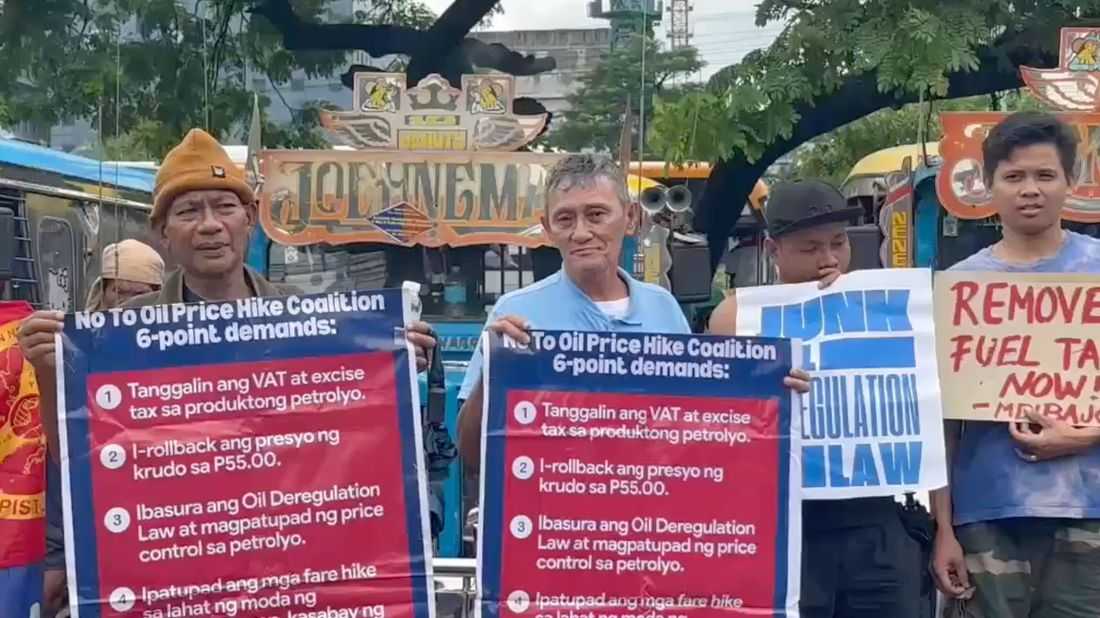 Jeepney drivers hold noise barrage over fuel price hike in Parañaque