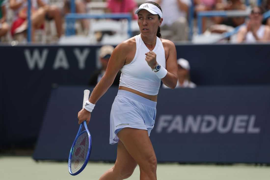 Tennis-Pegula sets up Washington Open final against Eala