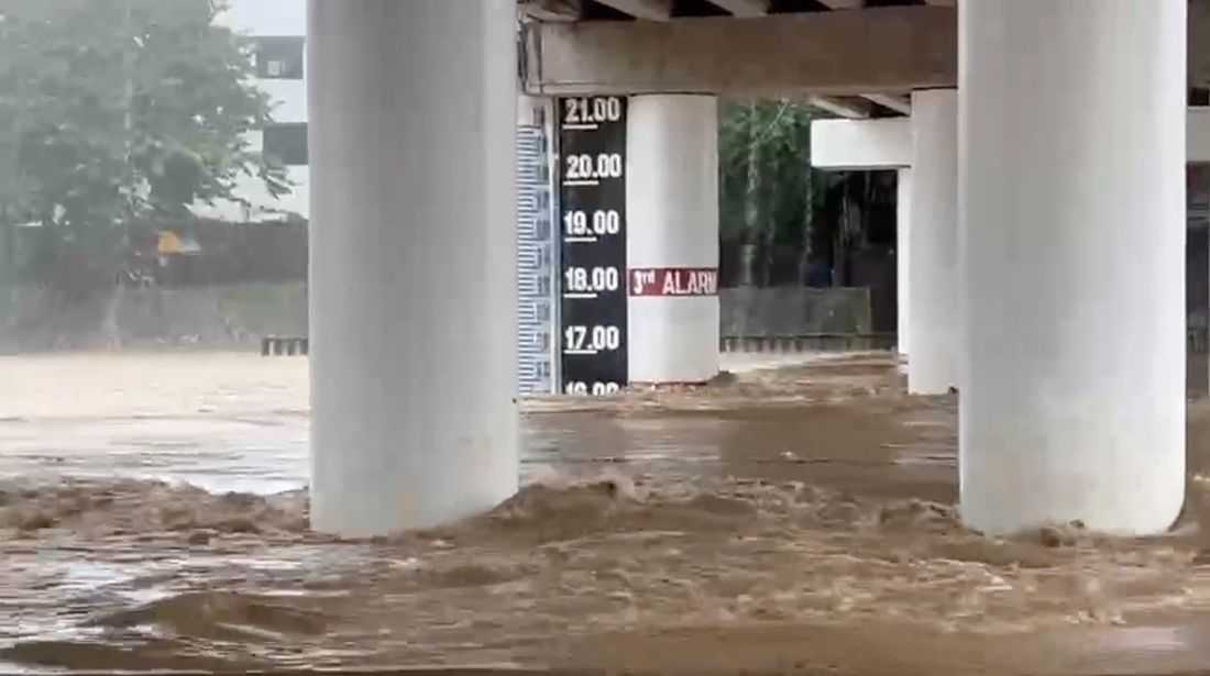 Marikina River water level rapidly surges to 16 meters, reaches 2nd alarm