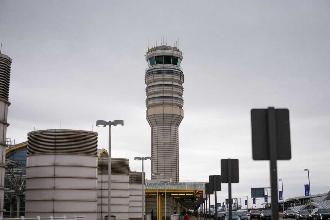 FAA begins use of AI tool in bid to reduce flight delays