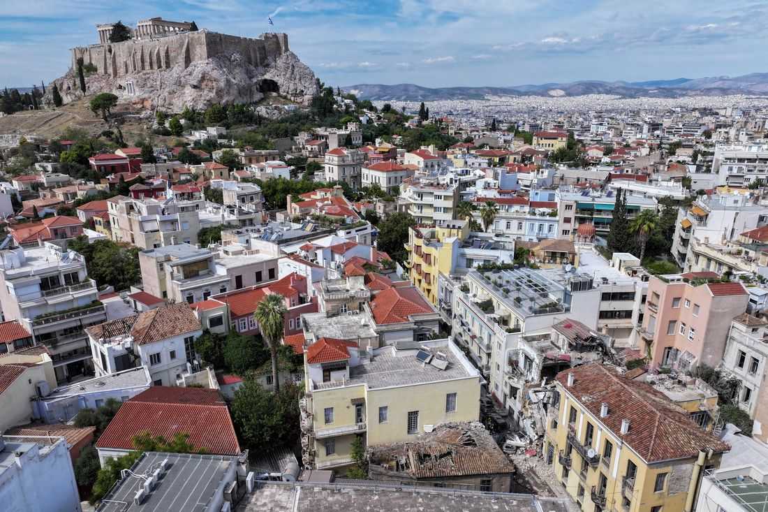 Six dead after explosion destroys building in Athens