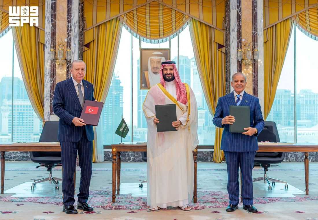 Allies unite behind Saudi Arabia as Houthis step up attacks