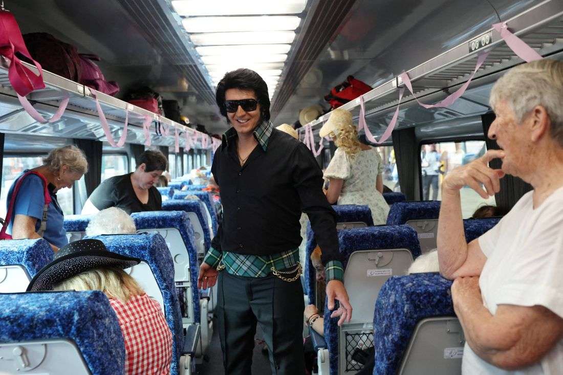 Elvis Presley-themed train departs for Australian tribute festival