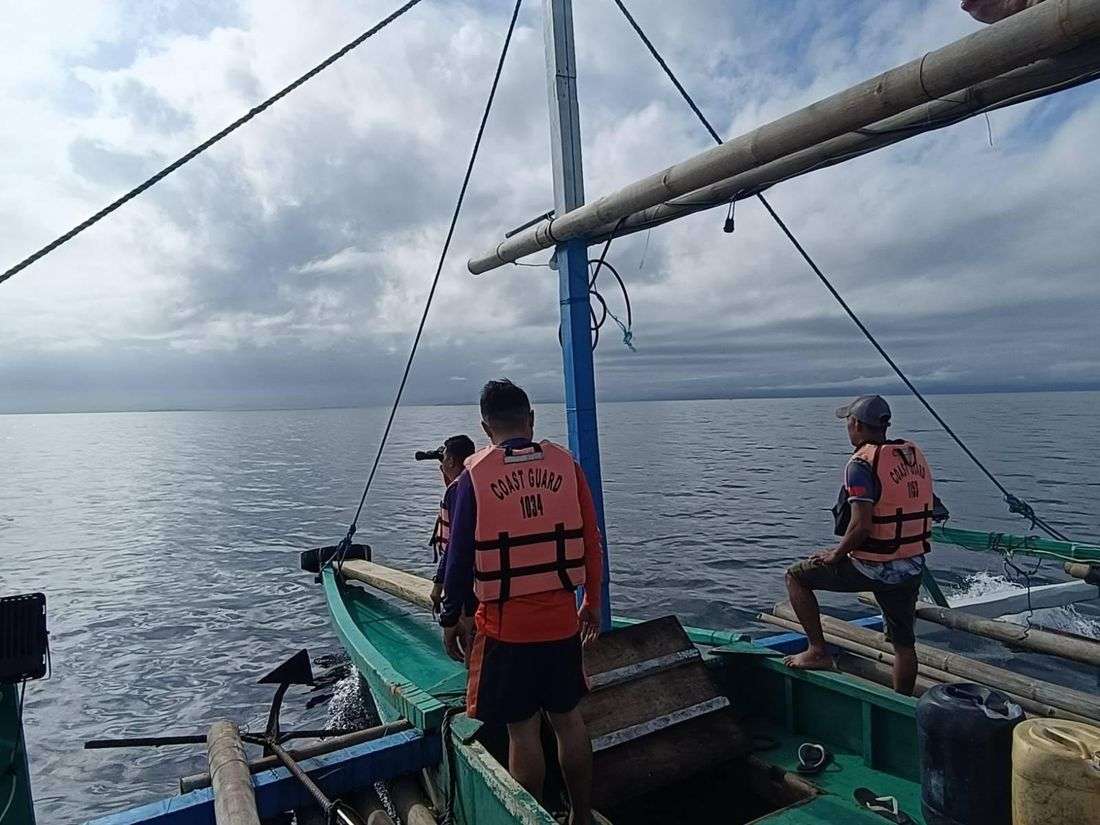 Motor banca capsizes off Pitogo, Quezon; 1 missing, 1 injured