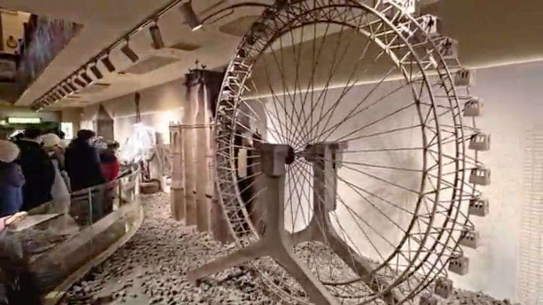 Museum crafted from 10 tonnes of chocolate debuts in north China's Tianjin